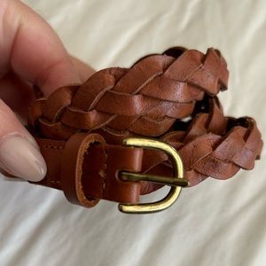 NWOT brown woven belt with gold detail